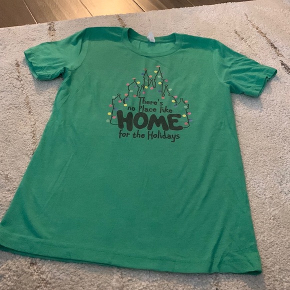 Disney Christmas T-shirt - Picture 2 of 3